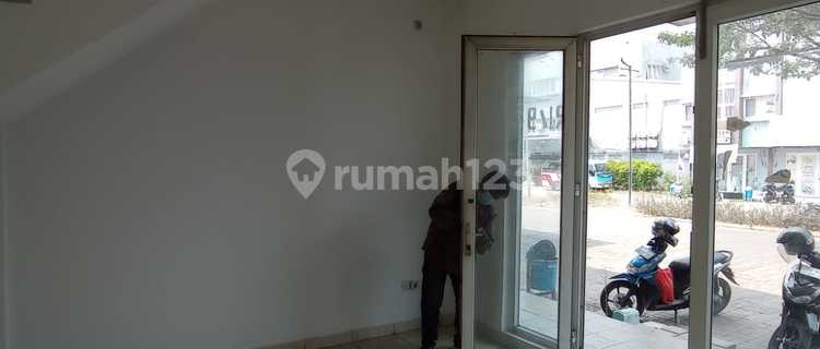 3-Story Shop House in Golden City Sepatan – Competitive Price, Secure Legality 1