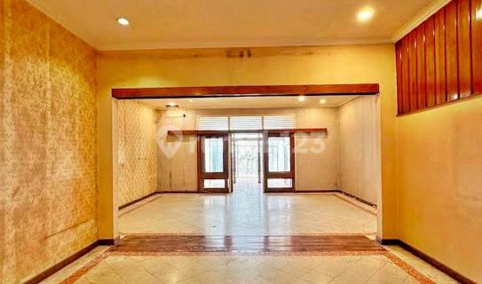 Rumah Hitung Tanah Menteng, Jakarta Pusat 1