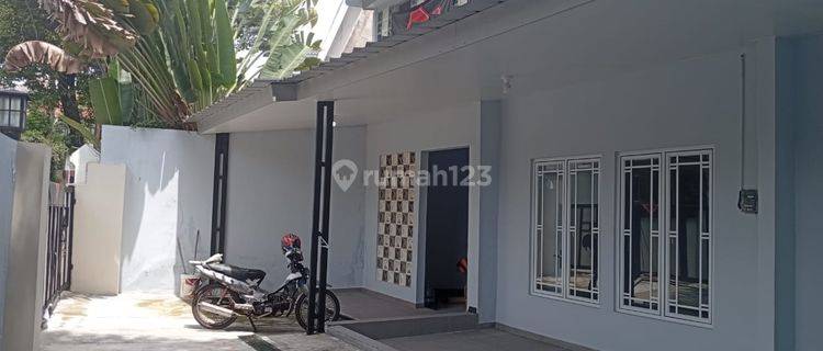 Disewa Rumah Lama Luas full renovasi di Bendungan Hilir Jakarta Pusat 1