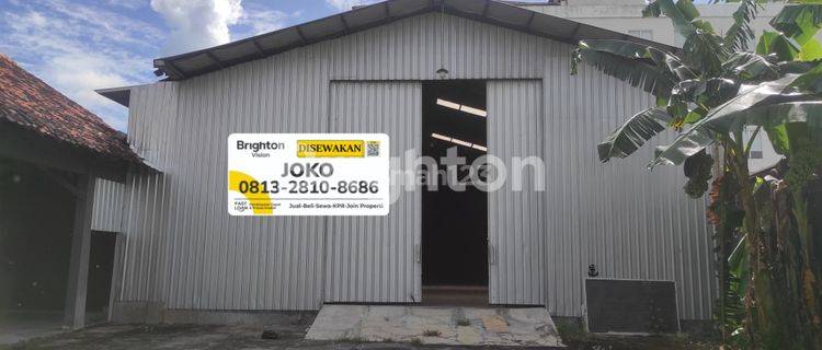 Gudang lokasi strategis di jalan raya parangtritis 1