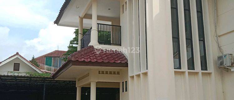 Di Sewakan Rumah Gedung Siap Huni Di Mampang Jakarta Selatan 1