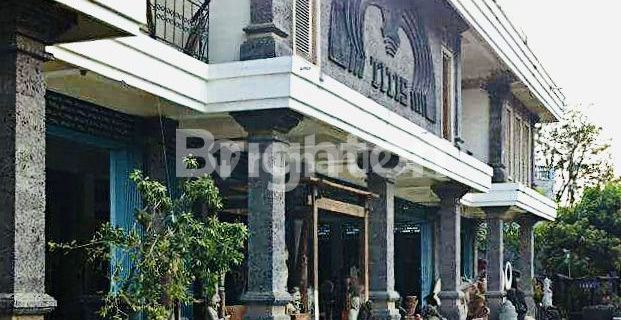 Disewakan Ruko bekas Gallery Furniture 1