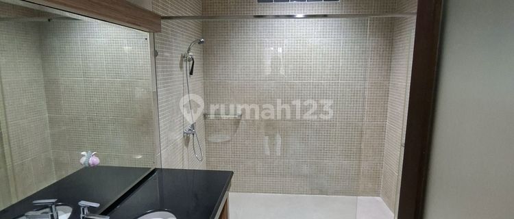 Disewakan Rumah Siap Huni Full Furnished Area Cluster Elit Batununggal 1