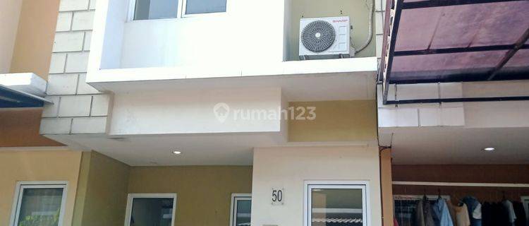 Rumah Bagus 2 Lt Dekat Sekolah di Virginia Village Gading Serpong 1