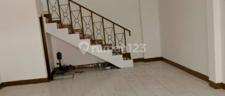 Shop House For Rent 1