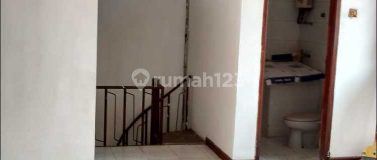 Affordable House Rental Rarely Vacant 2 Floors 8x20 Ready to Occupy East Facing in Sunter, North Jakarta 1