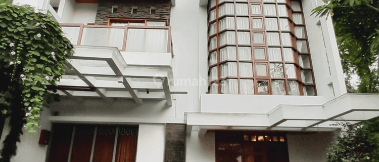 Disewakan rumah strategis nyaman di BONA VISTA RESIDENCE 1
