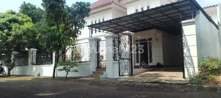 Quick Sale: Jababeka Residence House on West Golf Garden Street, Cikarang 1