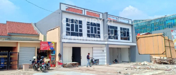 Shop House for Business on Bekasi Main Road, Pulogadung 1