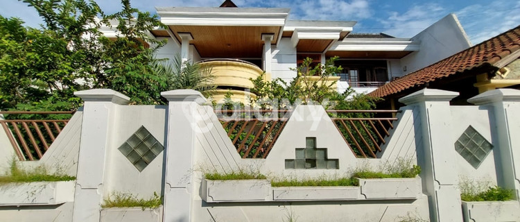 RUMAH 2 LANTAI BELAKANG TRANS ICON MALL GAYUNGAN SURABAYA 1