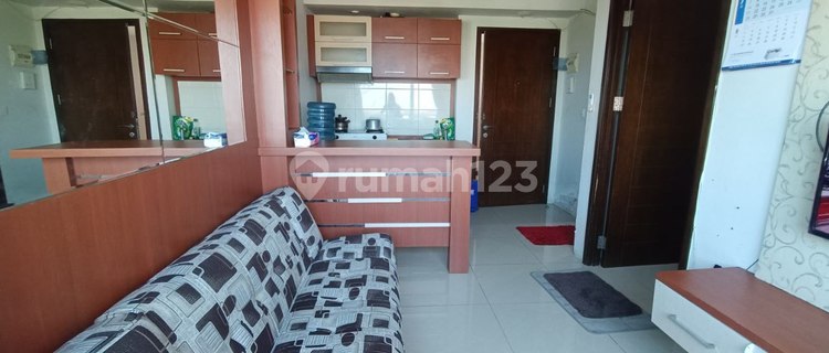 For Sale or Rent Apartment with Living Room in Solo Paragon 1