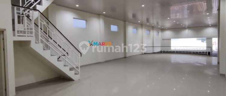 For Rent: 3-Story Shop House in Busy Business Area, Kartasura, West Solo 1