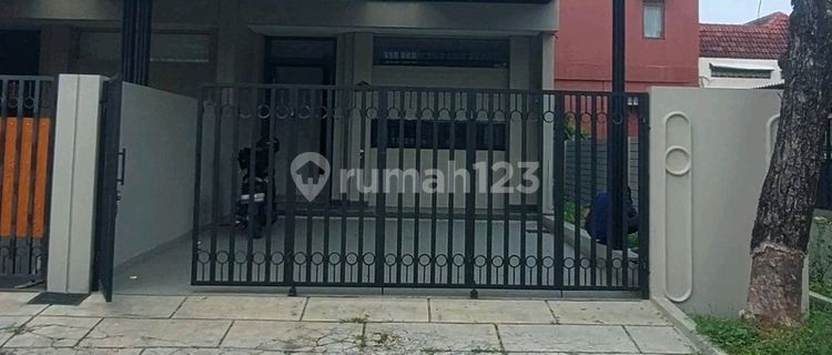 Rumah 2 Lantai Dekat Akses Tol 1