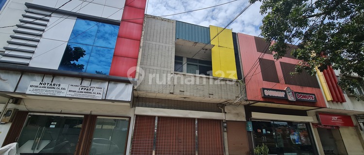 Strategic Position of a Nice Shop House Suitable for Business in the Padalarang Area, Bandung 1