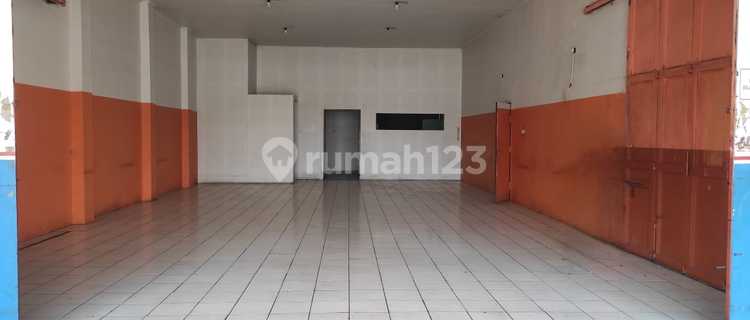 For Rent Shophouse Suitable for Business, Strategic Location on Mainroad Padalarang, Bandung 1