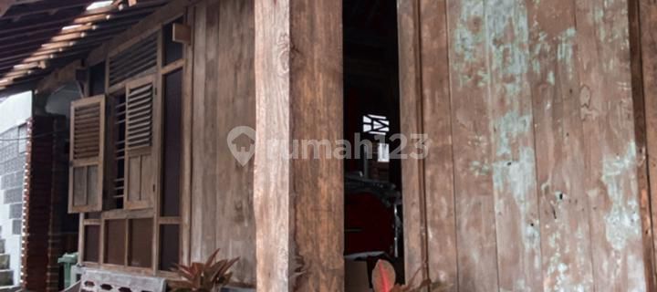 Good Used Restaurant Ruko 964m2 SHM in Salatiga 1