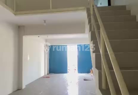 Ruko Murah dekat Jalan Besasr 109 m2 Mt Haryono, Semarang Selatan 1