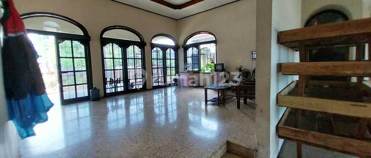 Rumah Bagus Murah Semi Furnished SHM di Kalibanteng kidul, Semarang Barat 1