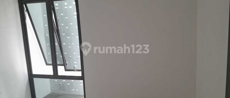 Rumah Bagus Unfurnished HGB di Ungaran Barat, Semarang 1