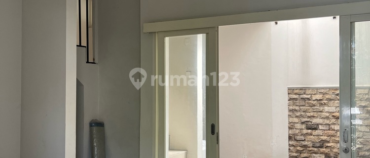 Disewa Rumah Tingkat Harga Memikat 1