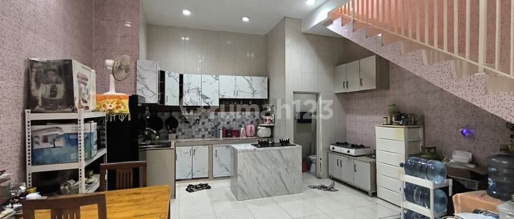 Rumah Jembatan 2, 5X11, 3 Lantai, 2 Kamar Tidur, Lokasi Strategis 1