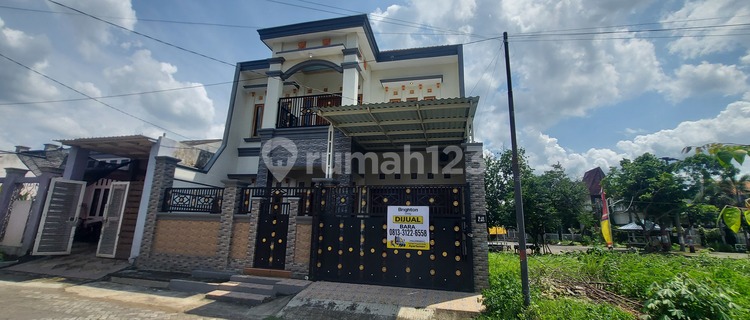 TWO-STORY LUXURY HOUSE READY TO OCCUPY. NEWLY BUILT. 1