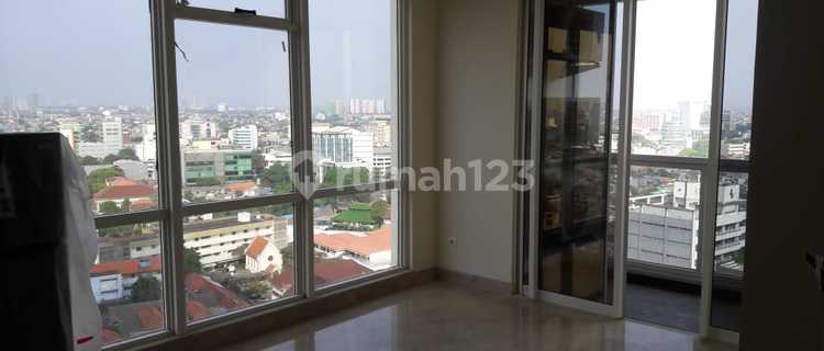 Selling at a Loss, Price Drop for Menteng Park Apartment 2 BR, New 1