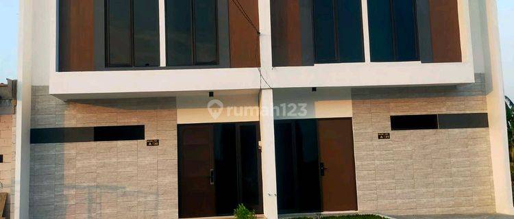 Murah Rumah 2 Lantai Angsuran 2 Jutaan Dekat Pasar Krian 1