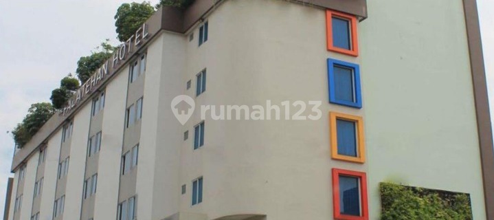 For Sale! 3-Star Falatehan Hotel in Strategic Location at Blok M 1