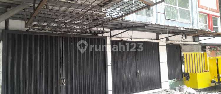 Row of 4 Shophouses, Cisarua Bogor 1