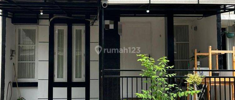 Dijual Rumah 1.5 Lantai Siap Huni Di Legenda Wisata 1