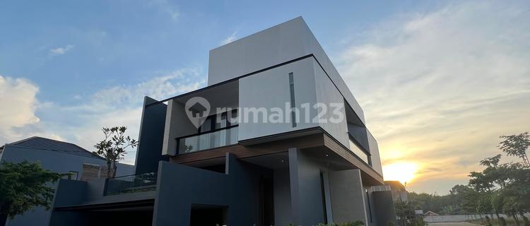 Rumah Mewah Baru 2 Lantai Lokasi Sangat Strategis di Pekalongan 1