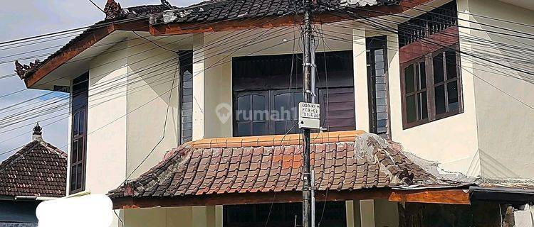 Rumah Cantik 2 Lantai  1