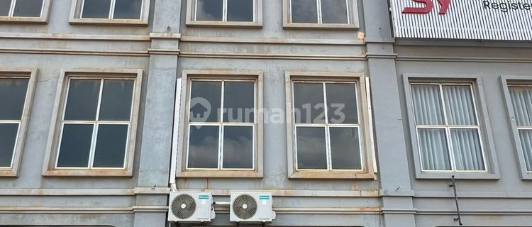 For Rent 4-Story Shophouse Ocarina Pasir Putih Batam, Ready to Use for Offices 1