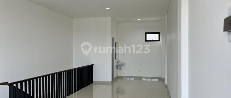 Brand New Shop House Ready to Occupy at Enchante Business Park BSD, Tangerang 1