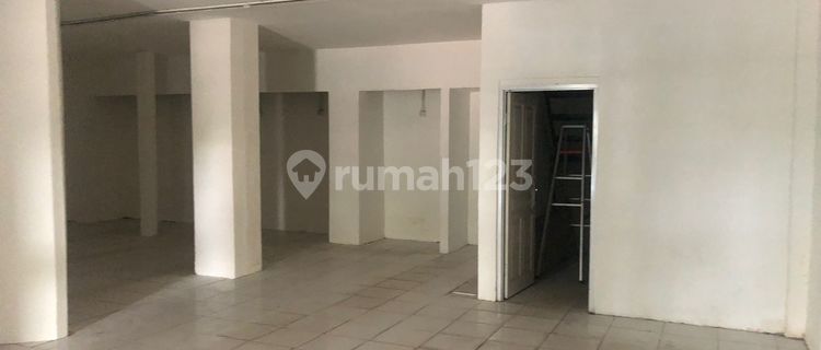 For Rent 2-Story Shop House in Tanjung Barat, Jagakarsa, South Jakarta 1