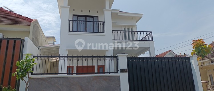 Rumah Kanigoro Blitar Dijual,,,, Rumah Baru Dekat Pemkab Dan Aloon Aloon Kab Blitar Full Furnished Exclusive Kanigoro Blitar Di Perumahan Kanigoro Indah, Jl. Tangkuban Perahu, Kanigoro, Kanigoro, Blitar, Jawa Timur, Indonesia, 66171, Kanigoro 1