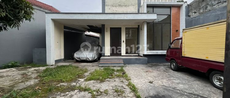 Rumah di Pusat Kota Bandung Sangat Strategis 1