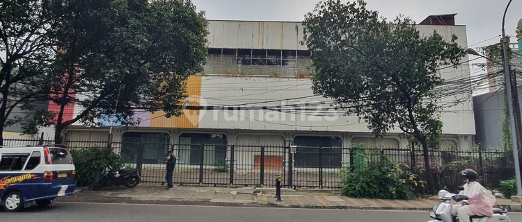 Premium Shophouse/ Office + Warehouse in Tangerang City Center 1