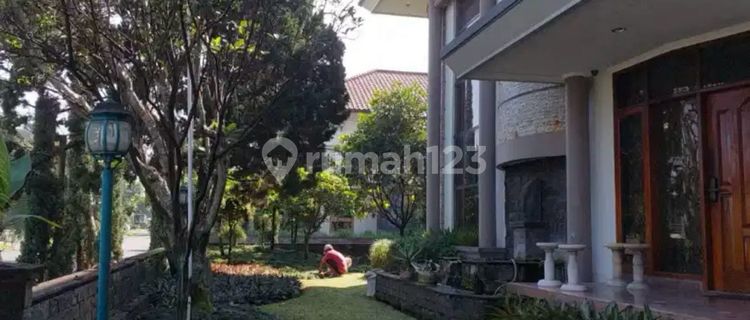Rumah Mewah posisi HOEK, siap huni, daerah aman, tenang dan asri, di Mekar Wangi, dekat pintu TOL Moh.toha, dekat Moh.toha, Cibaduyut, Singgasana,  1
