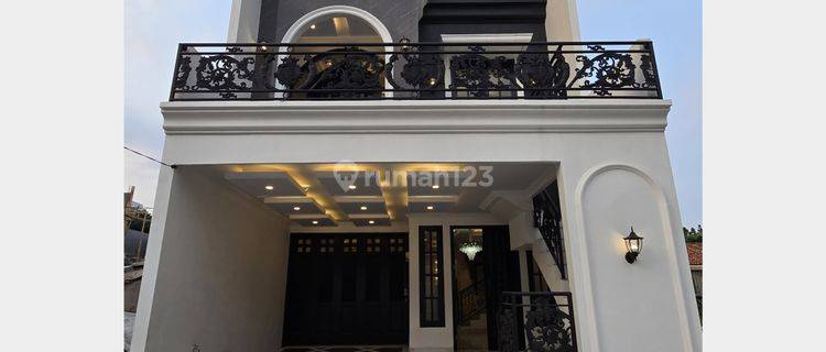 RUMAH MEWAH AMERICAN CLASSIC 3Lt hunian nyaman Jagakarsa 1