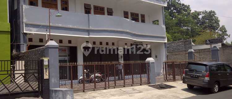 2-Story Shop House in a Strategic Location Near Maguwoharjo Stadium, Sleman 1