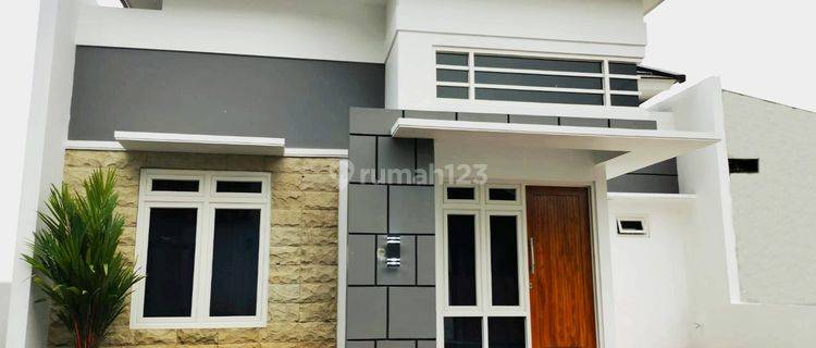 Hunian minimalis modern, akses mudah di Temanggung 1