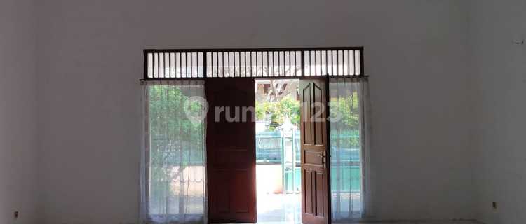 Dijual Rumah Kebayoran Baru Jakarta Selatan 1