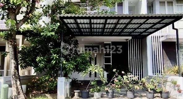 DIJUAL RUMAH ROYAL RESIDENCE ADDINGTON FURNISH 3KT 2 LANTAI WIYUNG 1