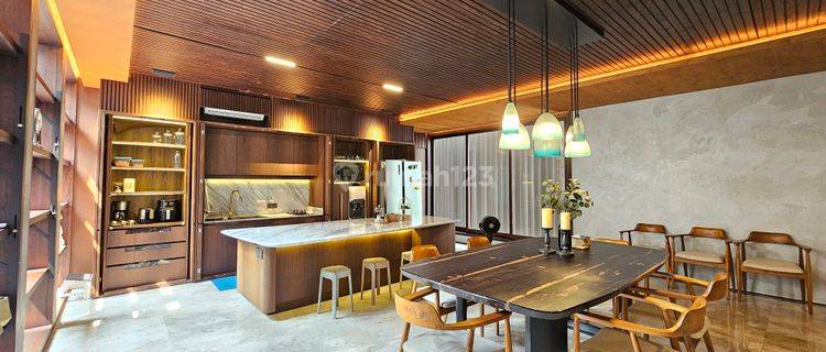 Dijual Rumah Mewah di Aristoteles Gading Serpong 1