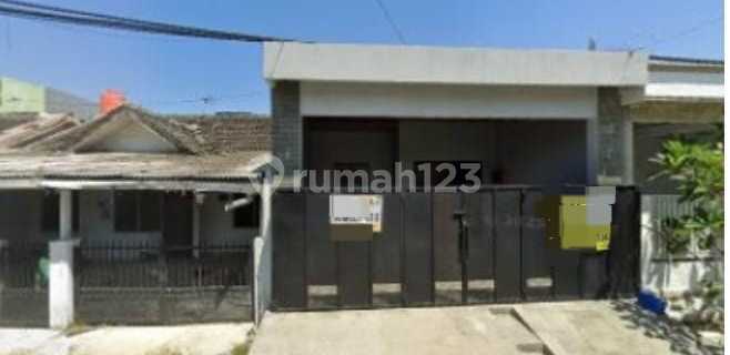 Rumah Cantik di Plamongan, Pedurungan, Semarang 1