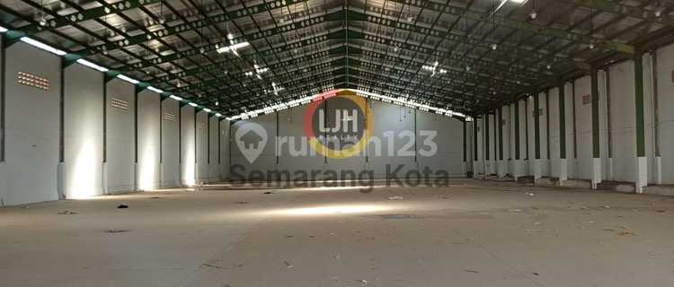 Nice warehouse in Candi Industrial Area 1
