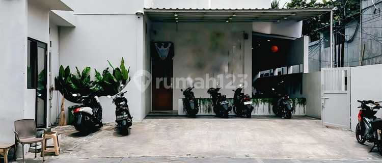 Ruang Tempat Usaha 2 Lantai Desain Cantik Minimalis Modern Ex Resto & Coffe, Strategis & Bebas Banjir Pinggir Jalan Ramai Di Area Pusat Kuliner, Bisa Juga Untuk Usaha Lainnya Di Tanjung Duren Jakarta Barat 1