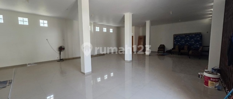 Nice Shop House for Business in a Busy Jatinangor Area 1